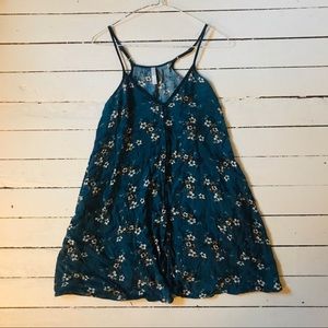 Flowy rayon dress with pockets